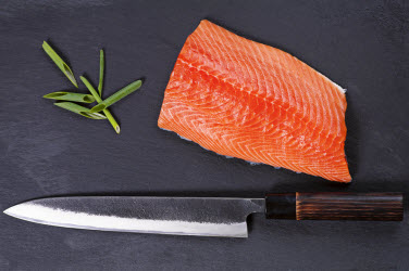 Sashimi knife and salmon